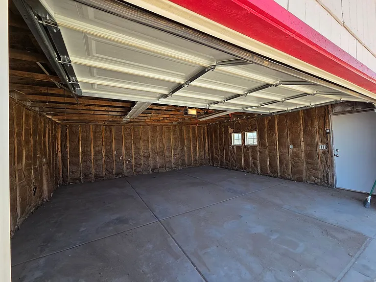 1469 W Virgil Dr — Photo 3
