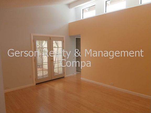 4th image of 4720 E Winston Dr