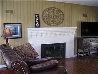 645 W Frisco Ave photo 1
