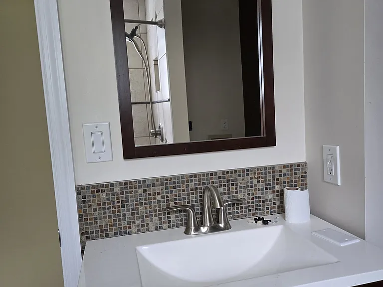 1221 Bradford Ln — Photo 40
