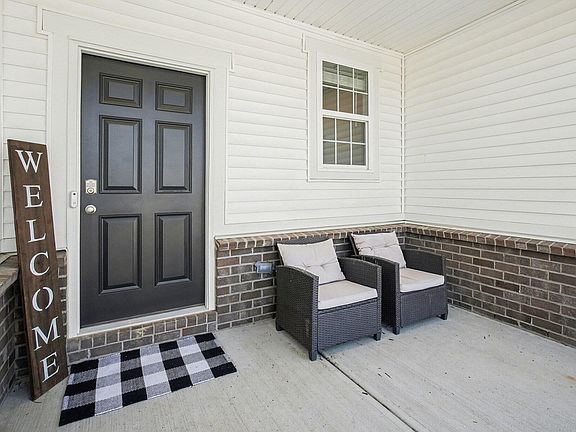 2nd image of 387 Champagne Ln