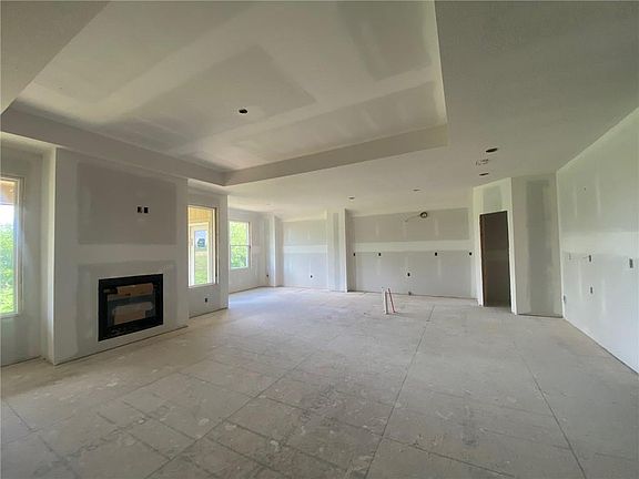3rd image of 19326 Skyview Ln