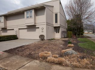8002 Steven David Dr #4233, Strongsville, OH 44149