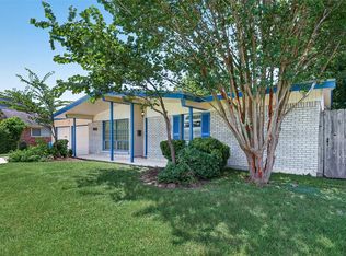 9650 Meadowcroft Dr, Houston, TX 77063