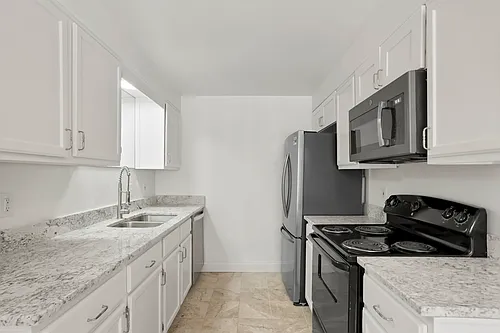 5720 S Pearl St #5 Photo 1
