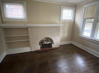 990-992 Nottingham Rd, Grosse Pointe Park, MI 48230