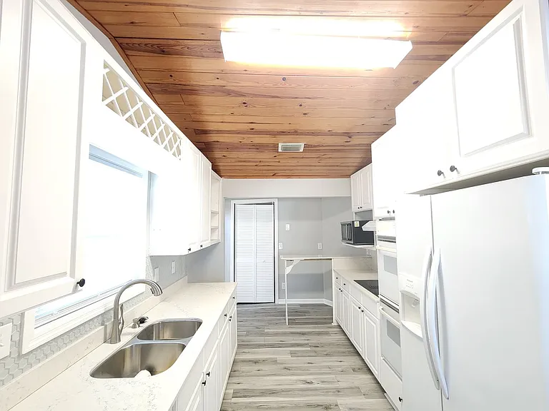 119 Cobb Rd — Photo 13