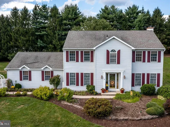 4 Colts Meadow Run, Downingtown, PA 19335