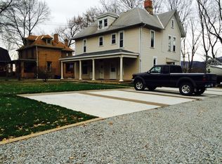 1343 State Ave APT A, Coraopolis, PA 15108