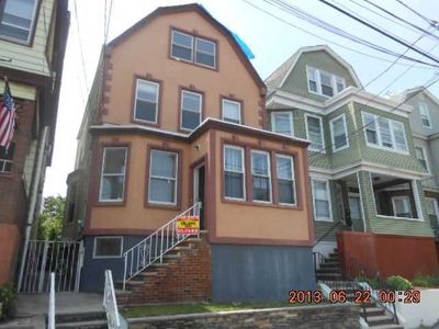 261 Devon St, Kearny, NJ, 07032