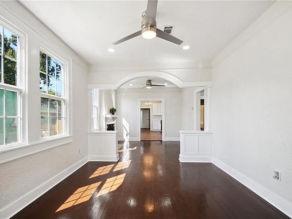 4th image of 4026 Clematis St