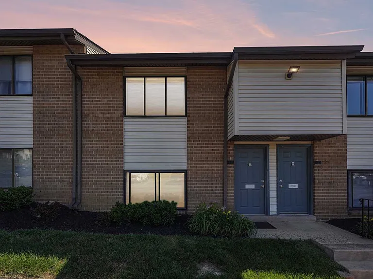 The Glen at Bucks Apartments and Townhomes — Photo 9