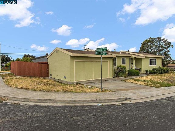 2nd image of 2972 Mullens Dr