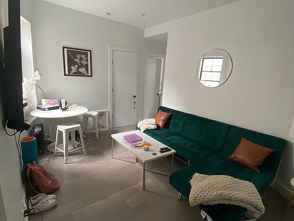 5th image of 140 Ludlow St #27A