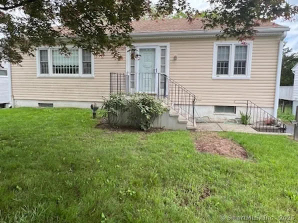 29 Barholm Avenue, Stamford, CT 06907