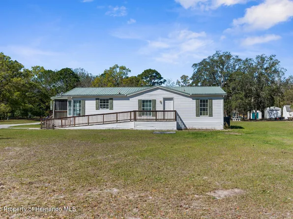 18041 Scooter Ct, Spring Hill, FL 34610