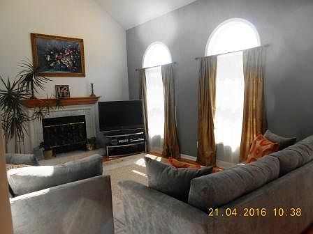 5th image of 248 Longhouse La