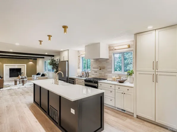 11326 E Berry Drive, Englewood, CO 80111