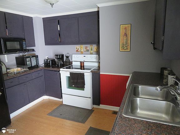 2nd image of 7095 Houghton Dr
