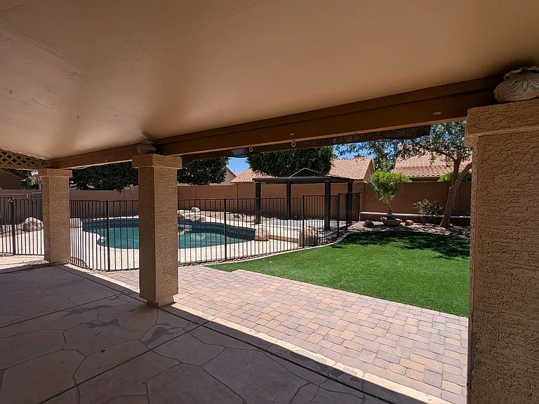 2363 W Hemlock Ct — Photo 40