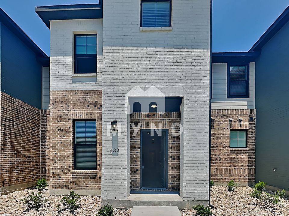 1st image of 432 Willow Xing E