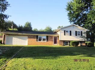 7199 Russell Pl, Chandler, IN 47610