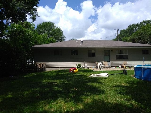 2nd image of 502 Holmes St