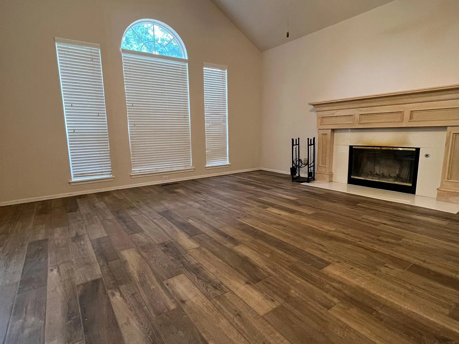 601 Copperfield Court — Photo 3