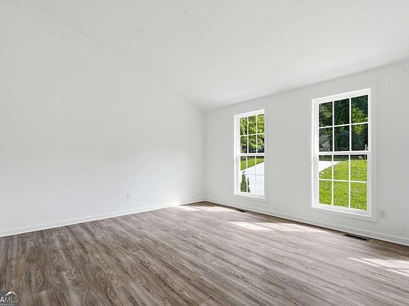 5th image of 1060 S Millard Way
