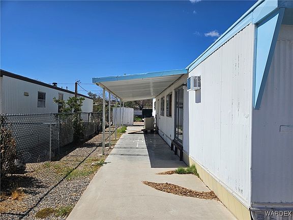 5th image of 1825 Hualapai Drive