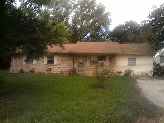 2nd image of 108 H Ave