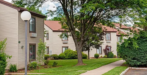 Treetops Apartments Photo 1