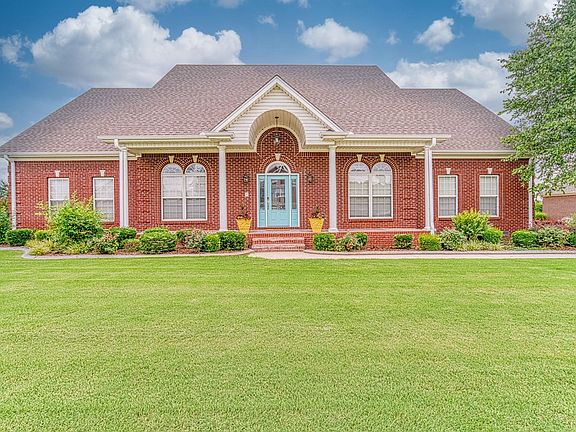 2nd image of 133 Plantation Springs Dr