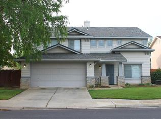 2942 Bellaire Ave, Clovis, CA 93611