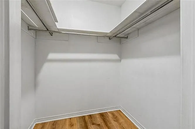 5751 Carlisle Ct — Photo 20