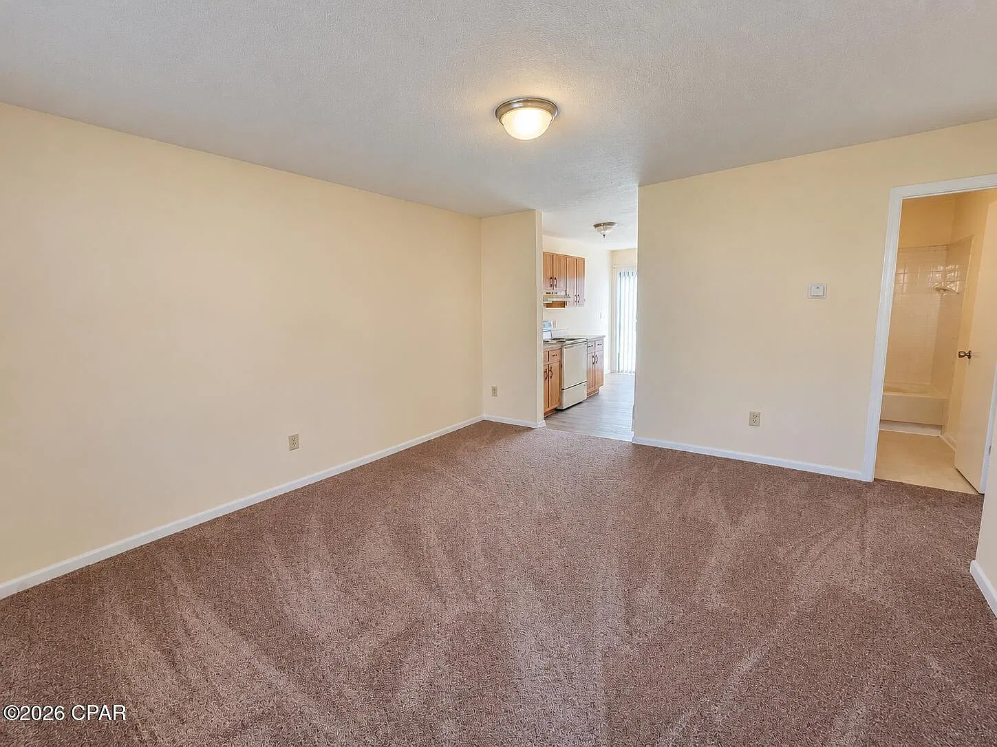 2 bed, 750 sqft, $1,000 — Photo 3