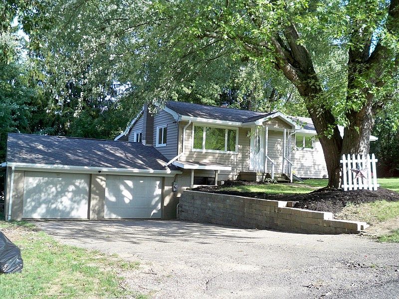 1st image of 56 Delia Dr