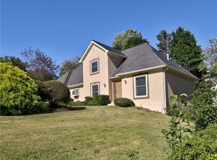 2801 Regents Park Ln, Marietta, GA 30062
