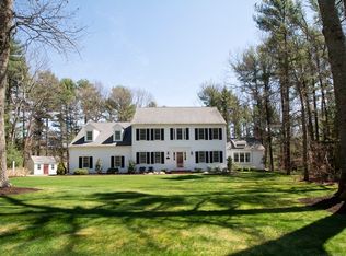 111 Forest St, Duxbury, MA 02332