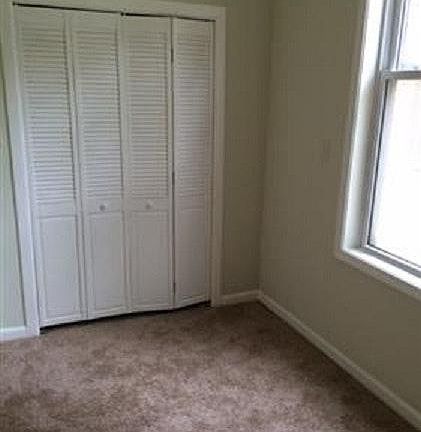 3rd image of 3047 W Armitage Ave #1R