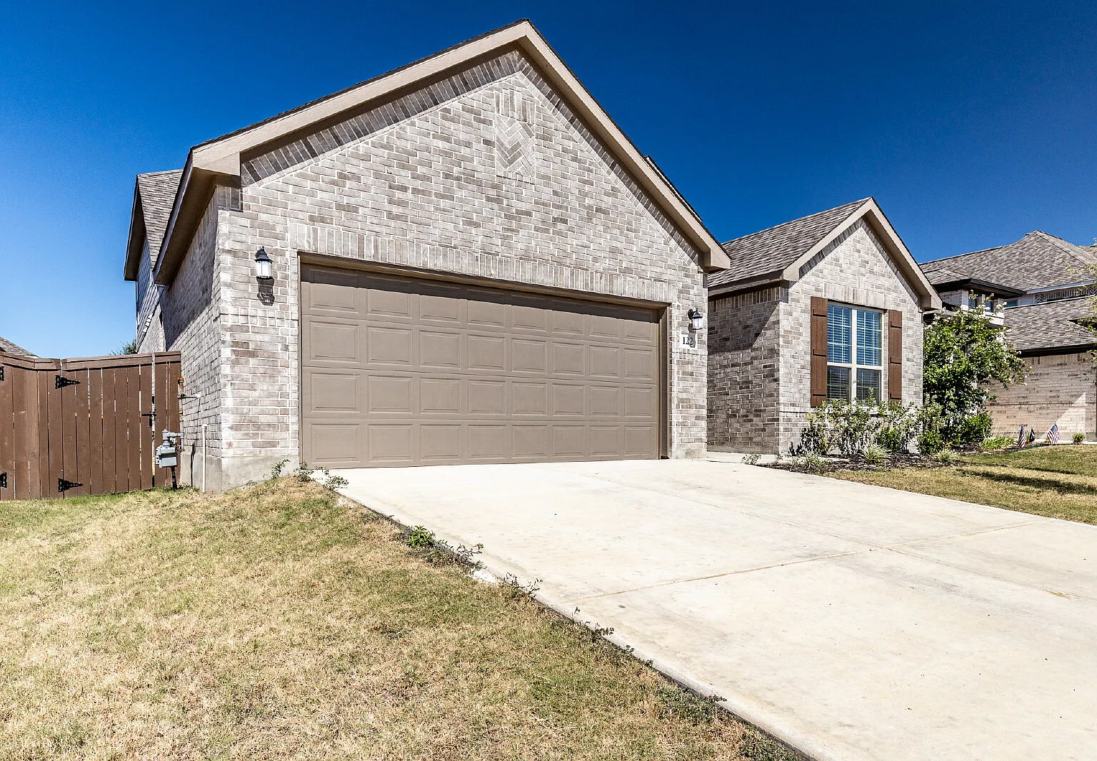 4 bed, 3.0 bath, 2623 sqft, $3,297 — Photo 1