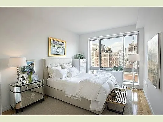 Sold by Stribling | media 2