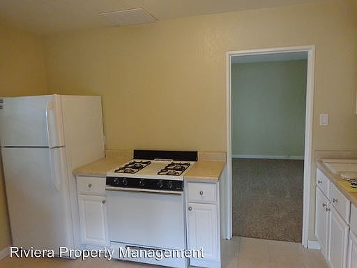 4th image of 3304-06 Luna Ave
