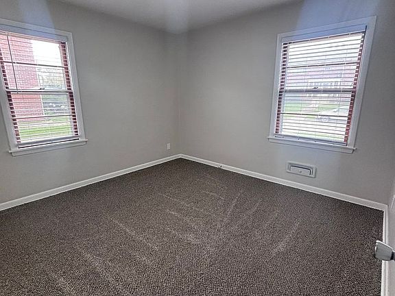 4th image of 1380-13805 O Ave NE #1380