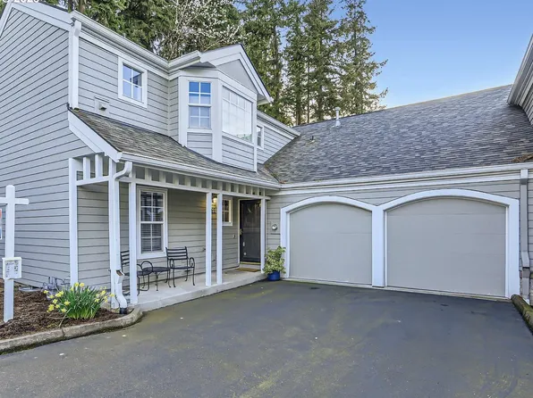 11369 SW Sycamore Pl, Portland, OR 97223