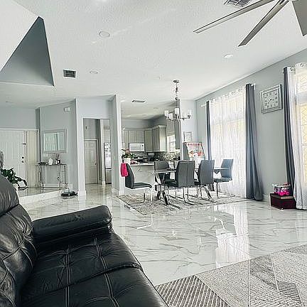 4th image of 8419 Foxworth Cir