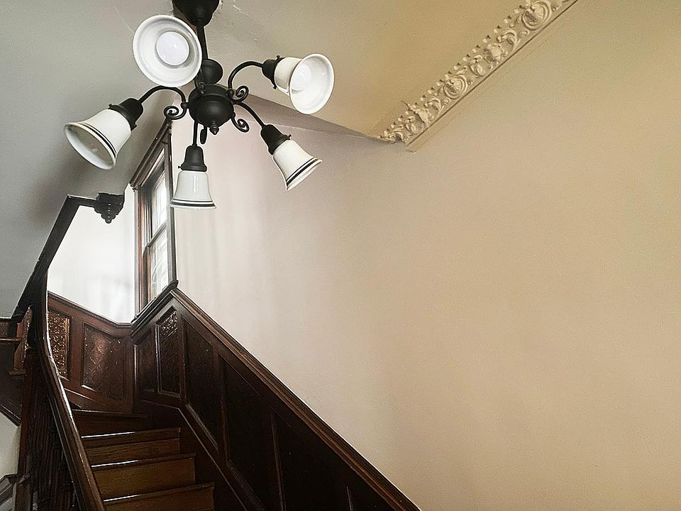 FOYER 2
