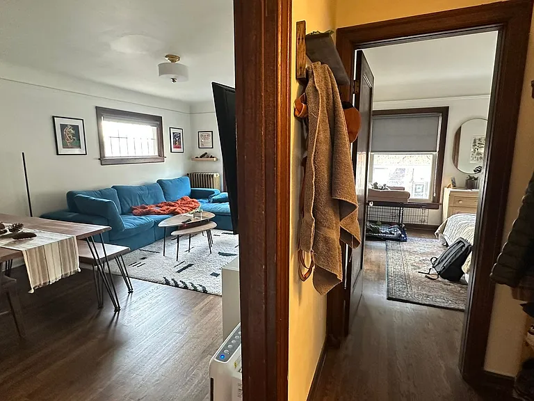 5234 University Way NE — Photo 16