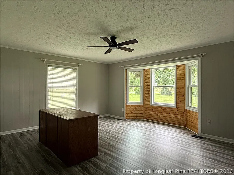 1057 Andrews Rd — Photo 15