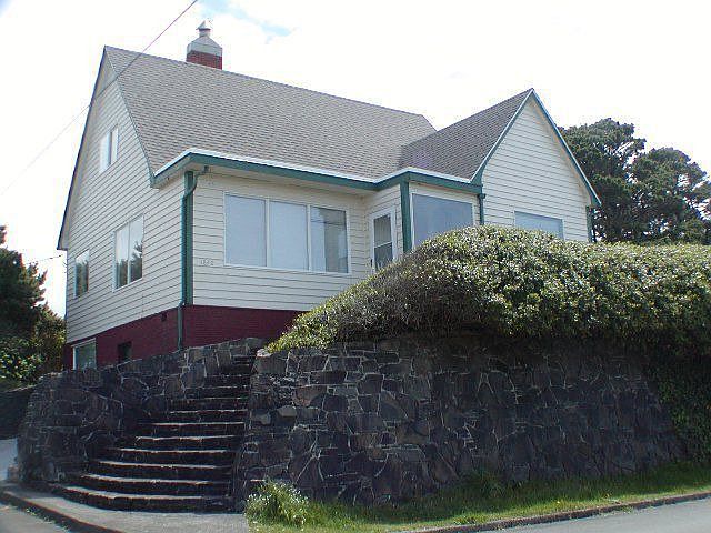 1st image of 1840 NW Harbor Ave
